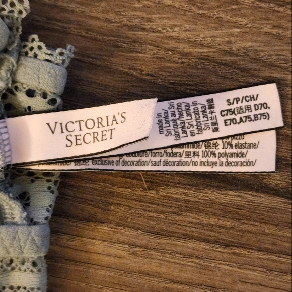 Victoria's Secret Light Green Lace Bralette Sz S - Picture 7 of 7